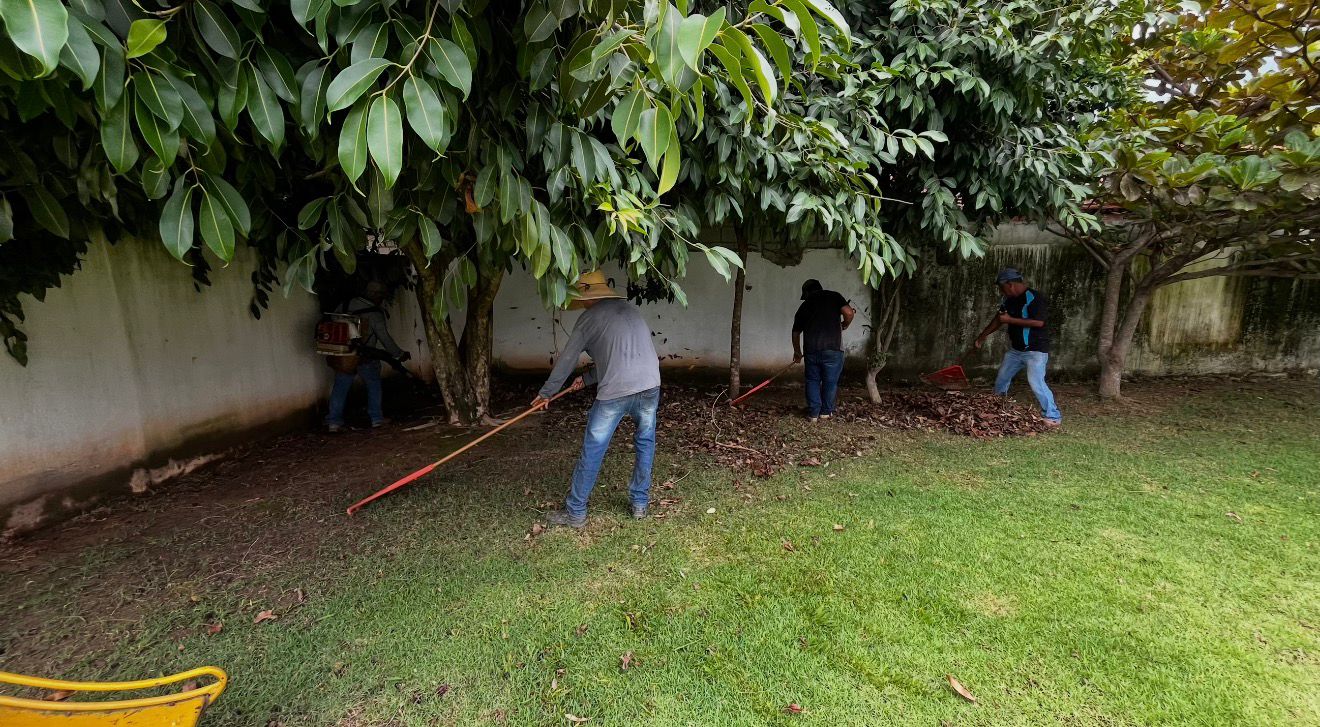 Prefeitura de Morro Agudo inicia ação de limpeza nas escolas municipais para o retorno às aulas