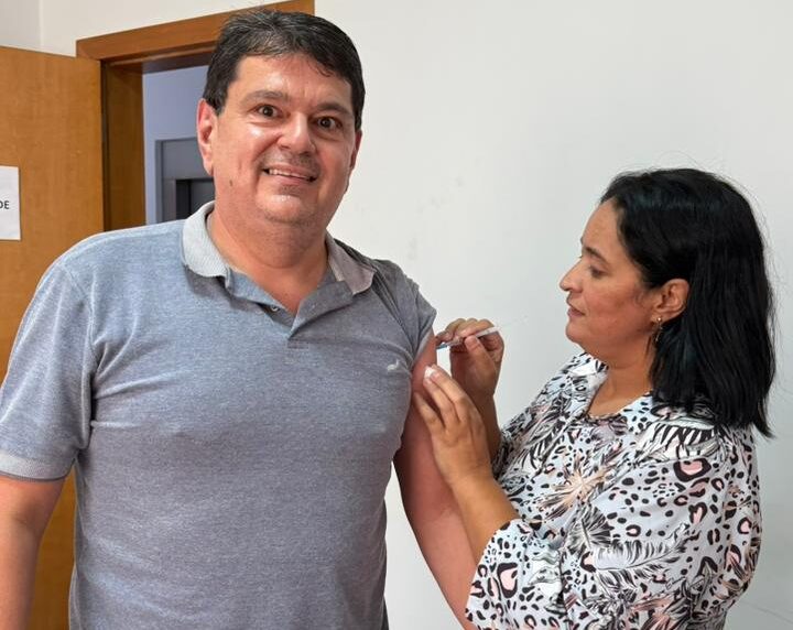 Prefeitura de Morro Agudo realiza vacinação contra Influenza para servidores municipais