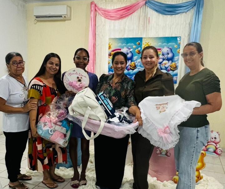 Programa “Meninas de Luz” celebra encerramento de mais um ciclo com entrega de enxovais em Morro Agudo